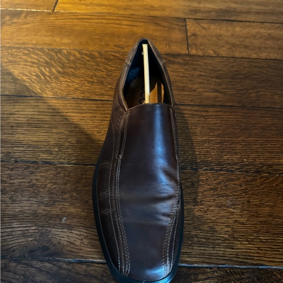 Brand new leather shoe - Picture 3 of 3